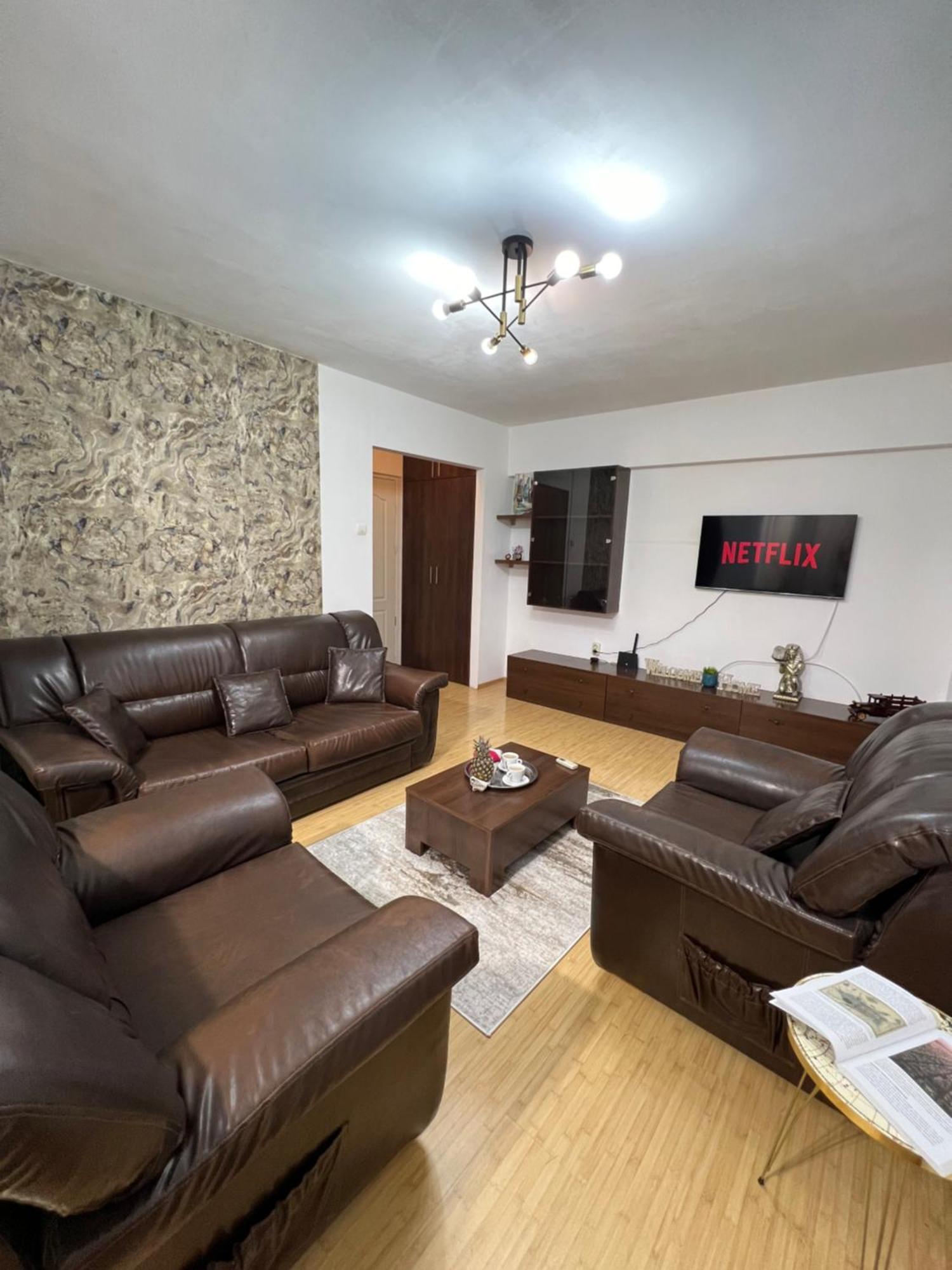 Kiwi Apart-Hotel 1Br Wi-Fi Free - Close To Old Town - Cozy Location - Shorter Or Longer Stay - R&M Boutique بوخارست المظهر الخارجي الصورة
